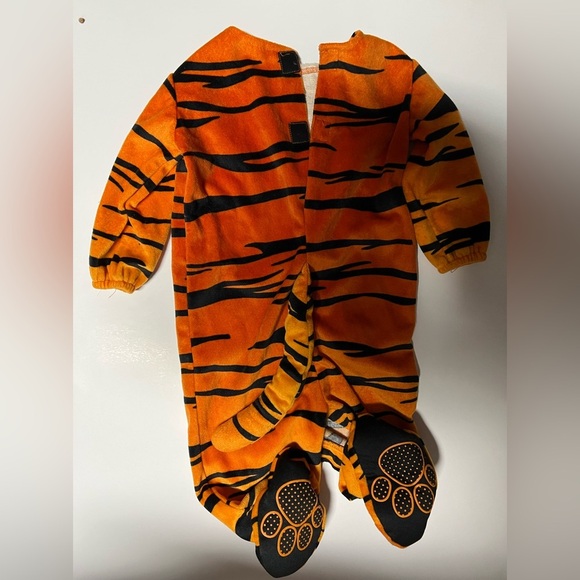 SPIRIT Halloween Costume Little Tiger Tot Jumpsuit Infant 0-6M Orange/Black - Picture 2 of 3